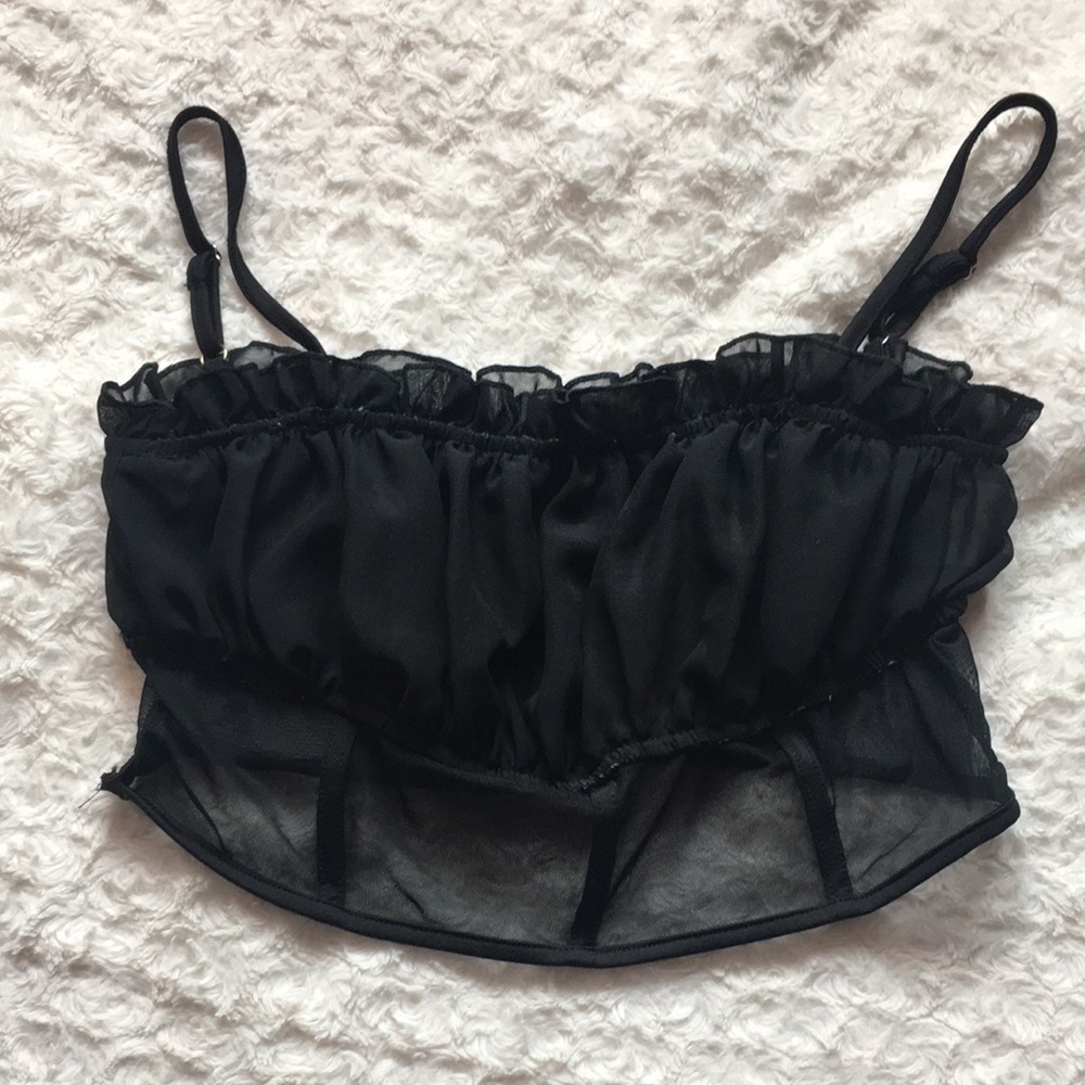 Black cropped going out top